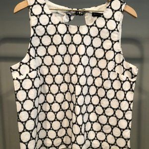Banana Republic Sleeveless Eyelet Top